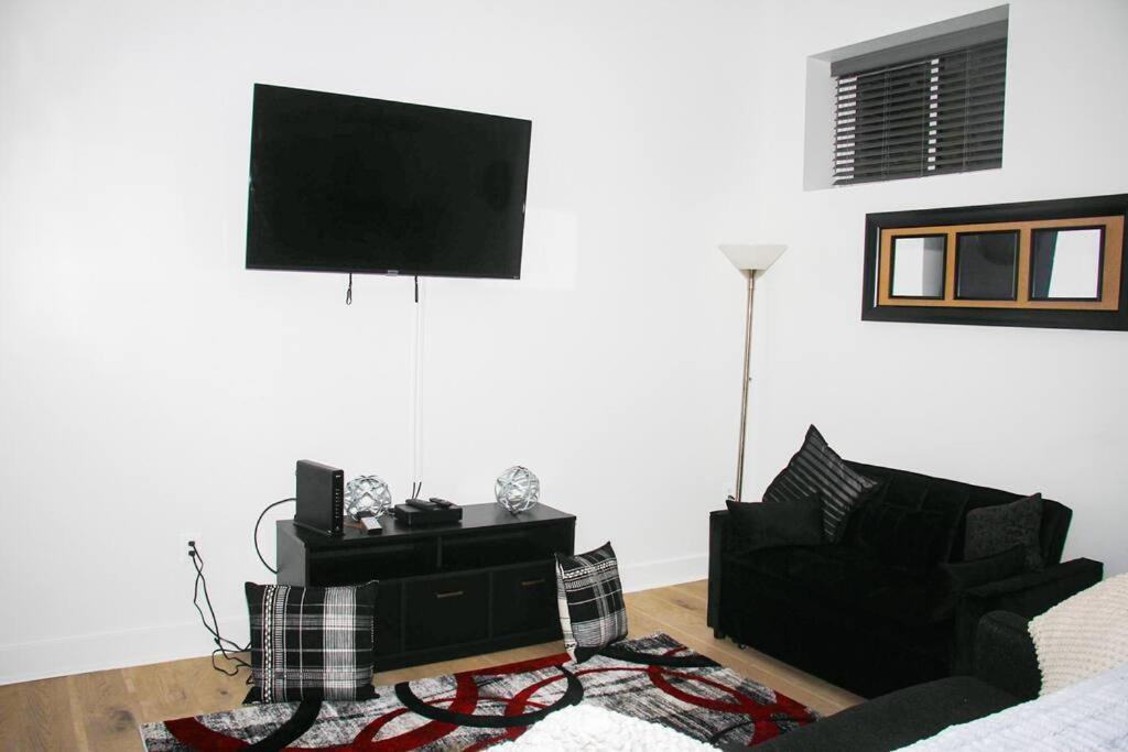 Comfy Cozy And Cute Apartment Baltimore Bagian luar foto